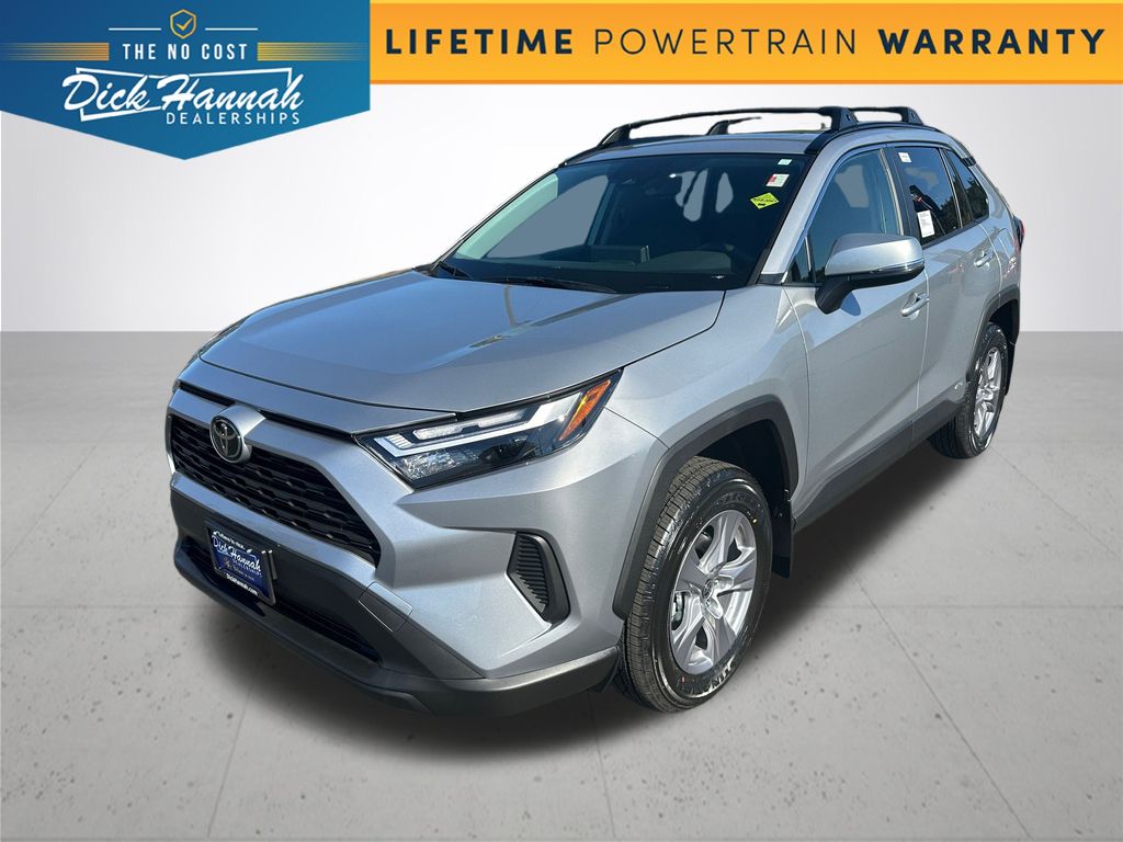 2025 Toyota RAV4 Hybrid XLE