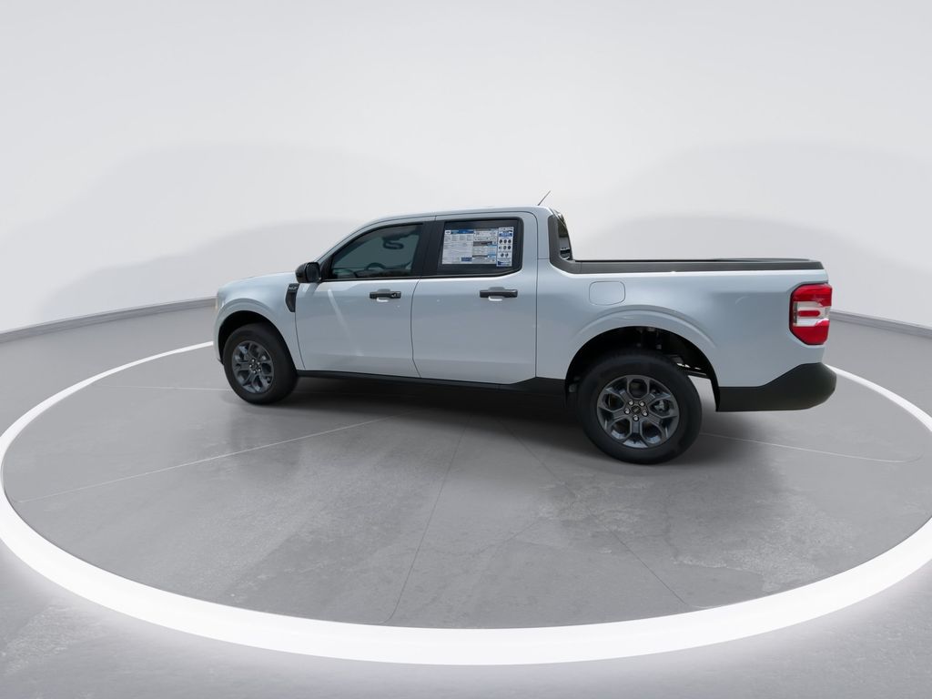 New 2026 Space White Metallic Ford XLT image 5