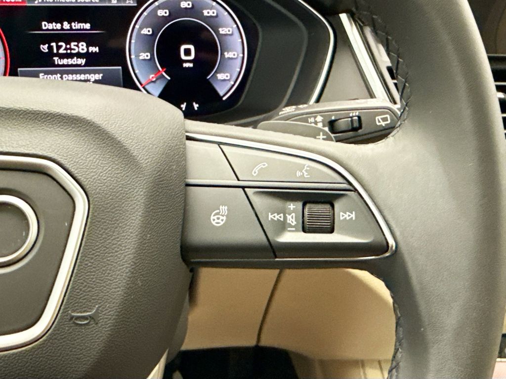 Thumbnail: 2024 Audi Q5 - 12