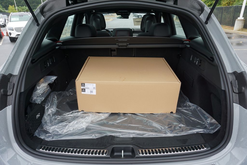 Thumbnail: 2026 Mercedes-Benz GLC - 18