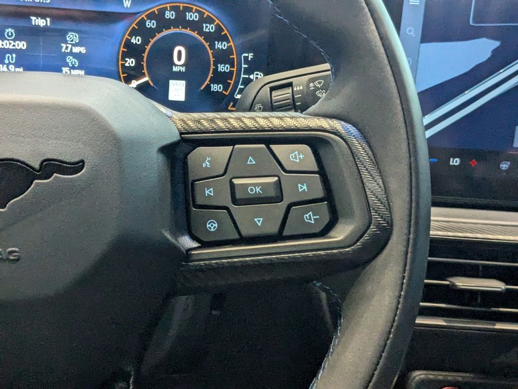 2025 Ford Mustang Dark Horse