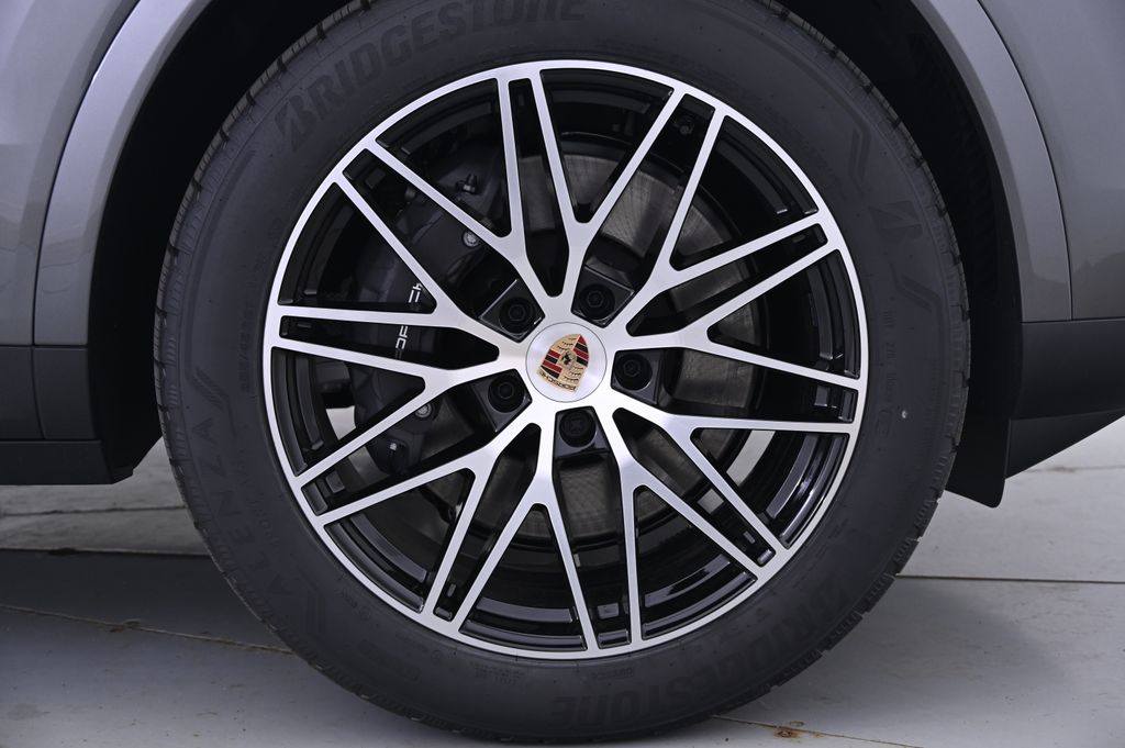 Thumbnail: 2025 Porsche Cayenne - 14