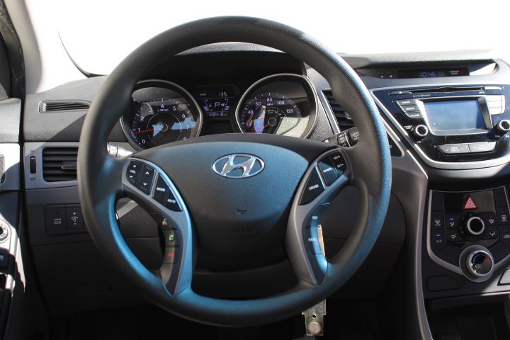 Used Car 2016 Hyundai Elantra  Se For Sale Under $10,000 In Georgetown, Texas