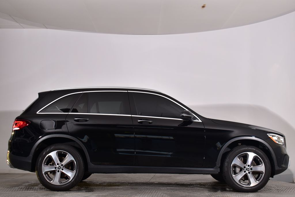 Thumbnail: 2022 Mercedes-Benz GLC - 7