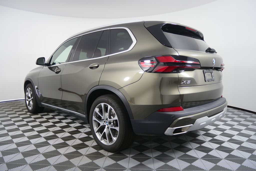 Thumbnail: 2025 BMW X5 - 5