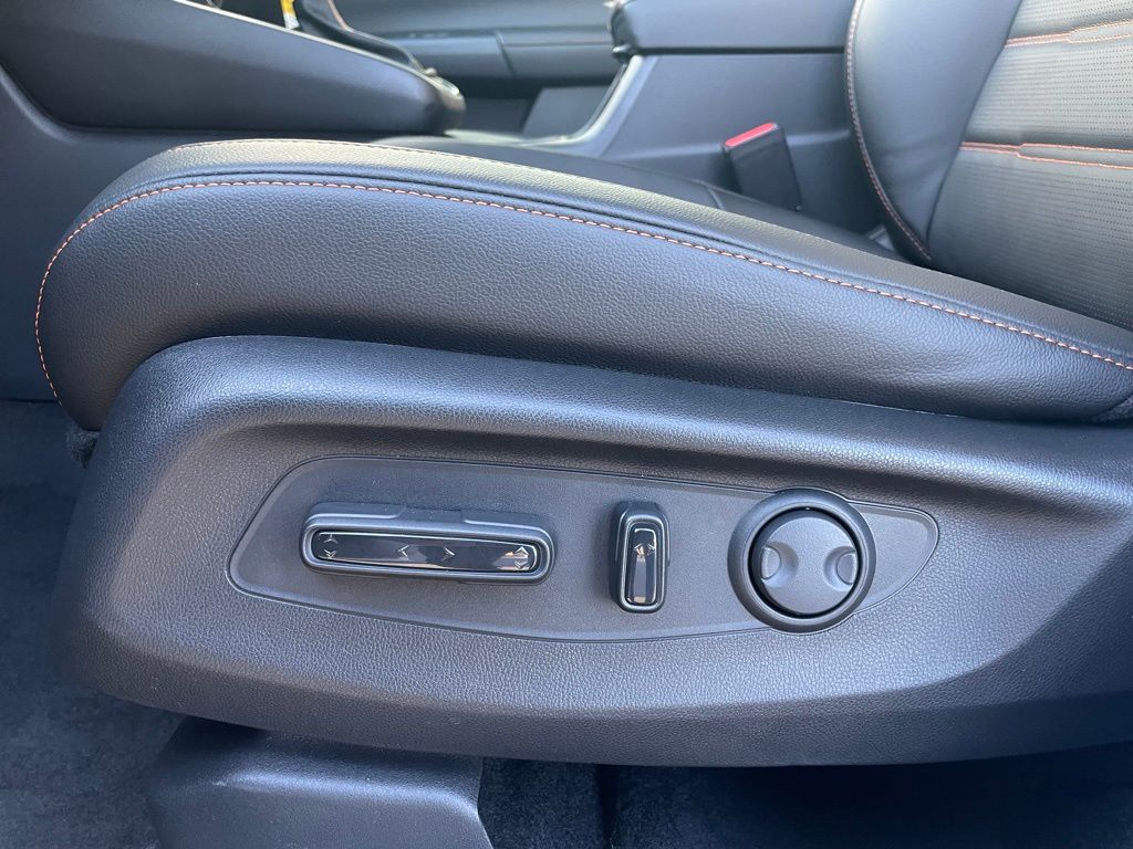 2025 Honda CR-V Sport Touring 27