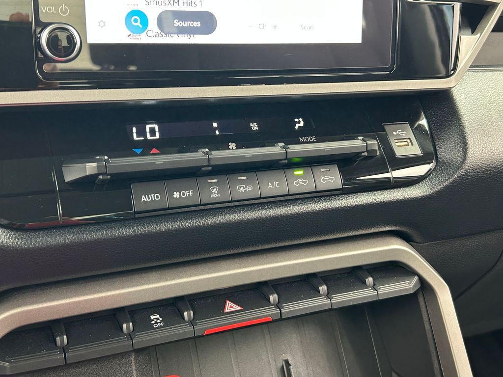 Used 2024 Wind Chill Pearl Toyota SR5 image 22