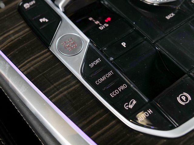 2023 BMW X7 40i - Photo 23