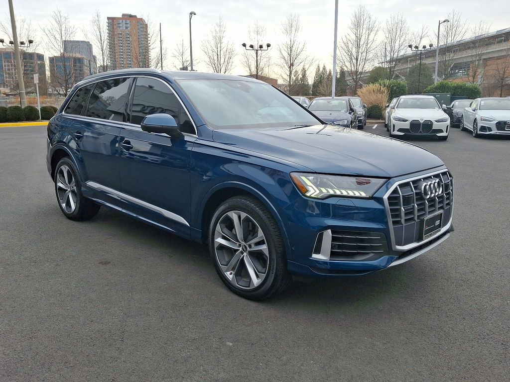 2022 Audi Q7 Premium Plus 3