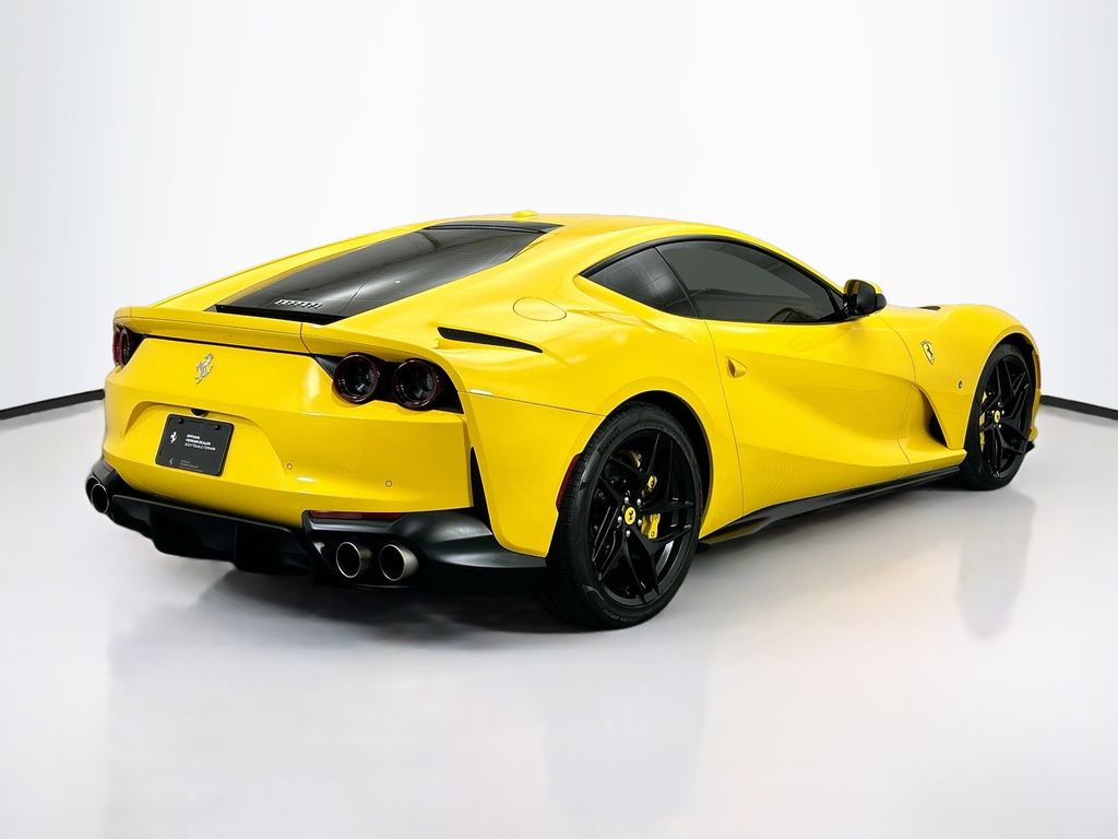 Thumbnail: 2019 Ferrari 812 - 5