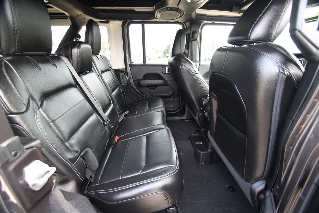Used 2021 Jeep Wrangler SUV