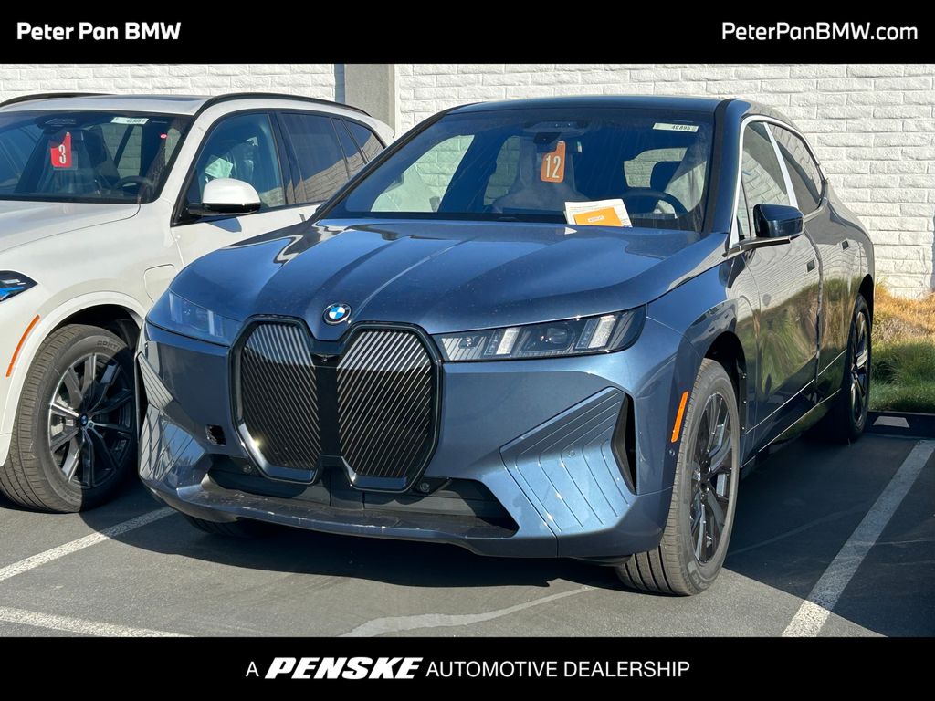 Thumbnail: 2026 BMW iX - 1