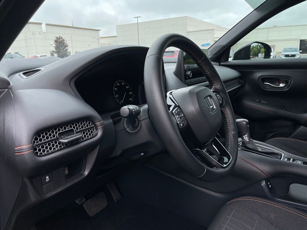 Thumbnail: 2025 Honda HR-V - 27