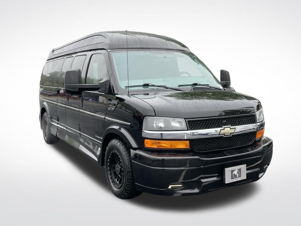Thumbnail: 2017 Chevrolet Express - 8