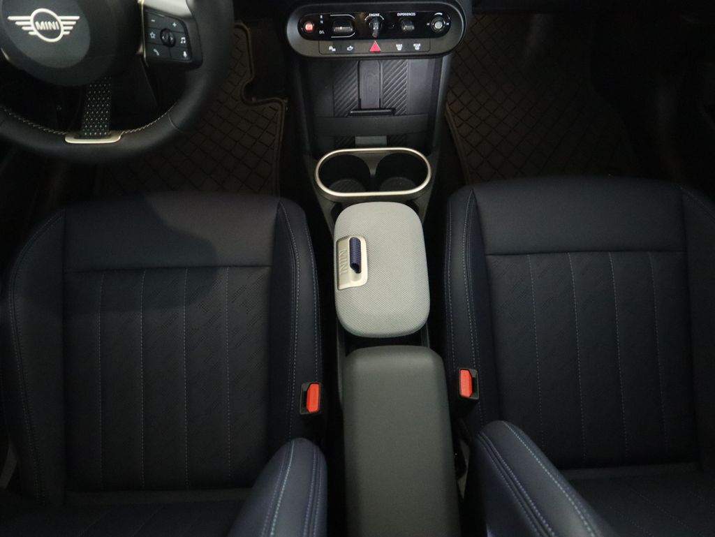 Thumbnail: 2025 MINI Cooper - 16