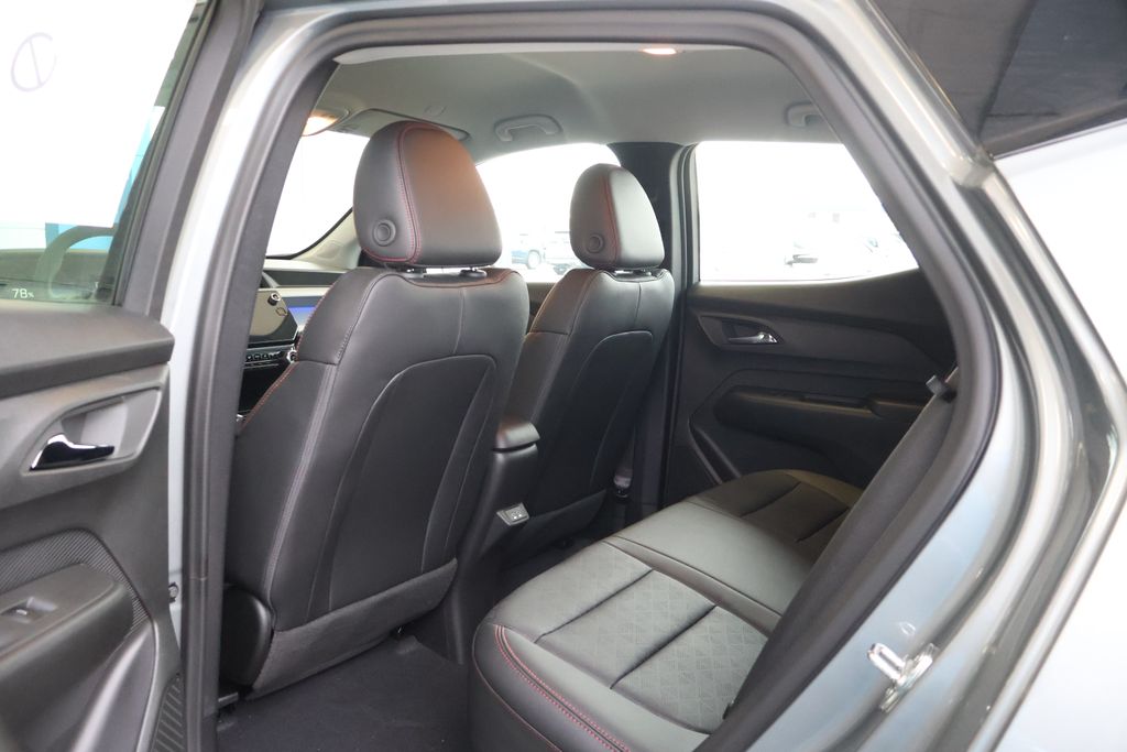 Thumbnail: 2027 Chevrolet Bolt EV - 30