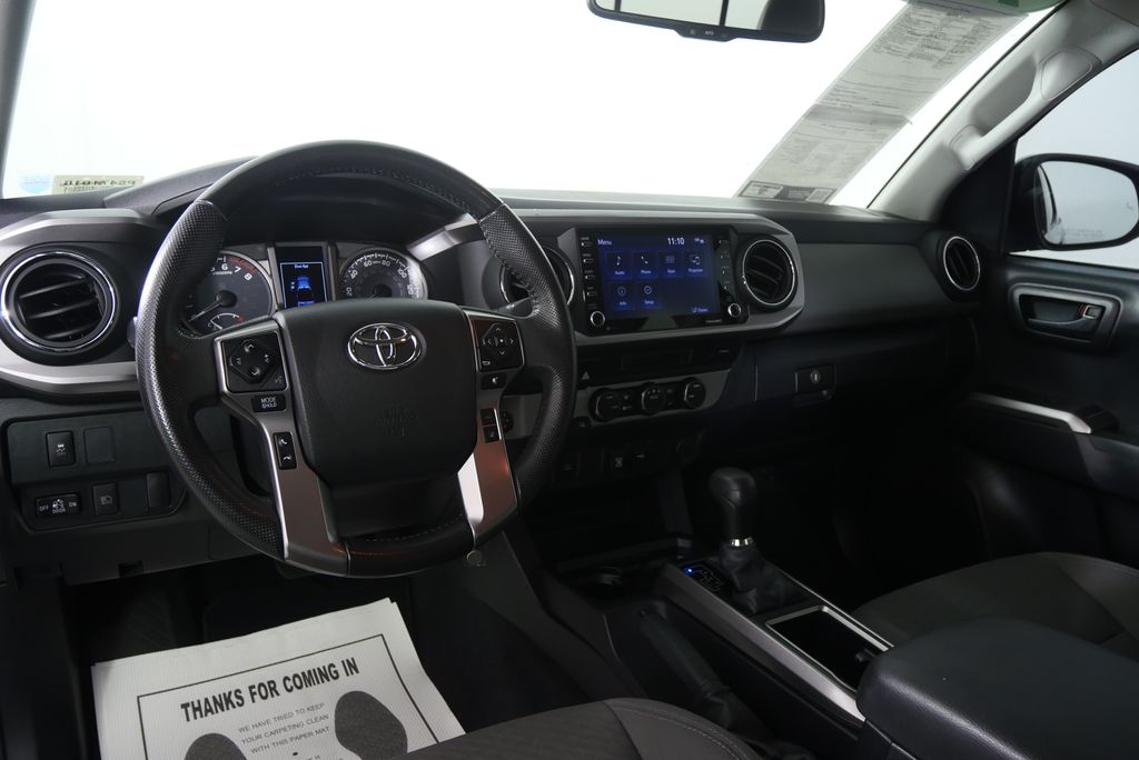 Thumbnail: 2022 Toyota Tacoma - 18