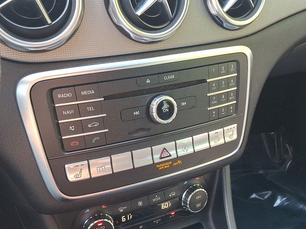 Thumbnail: 2020 Mercedes-Benz GLA - 16