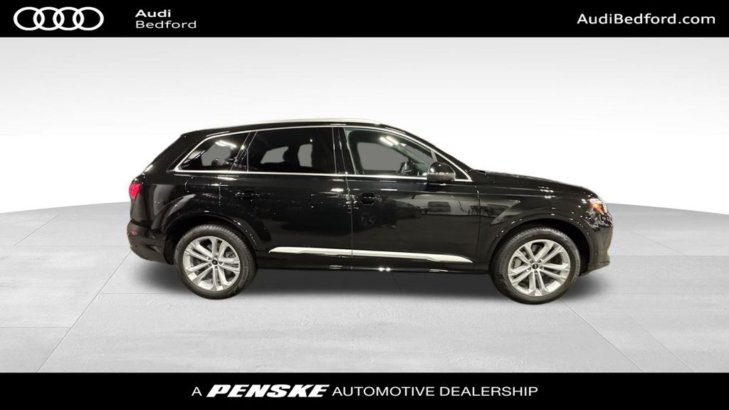 Thumbnail: 2025 Audi Q7 - 7
