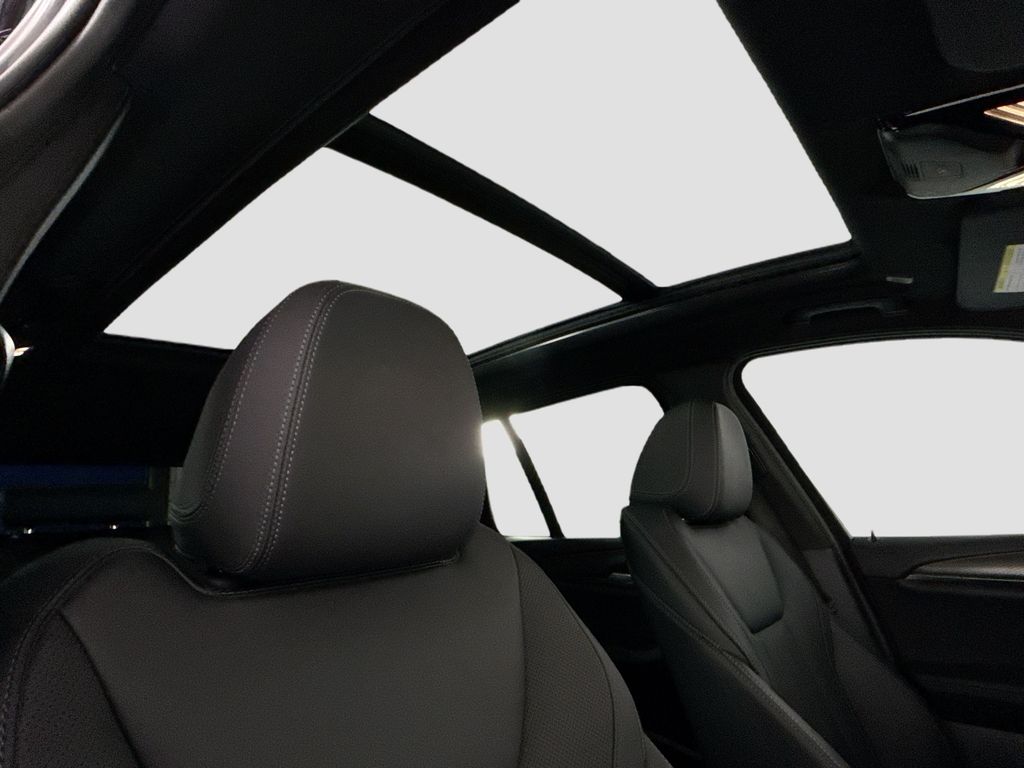 Thumbnail: 2024 BMW X3 - 19