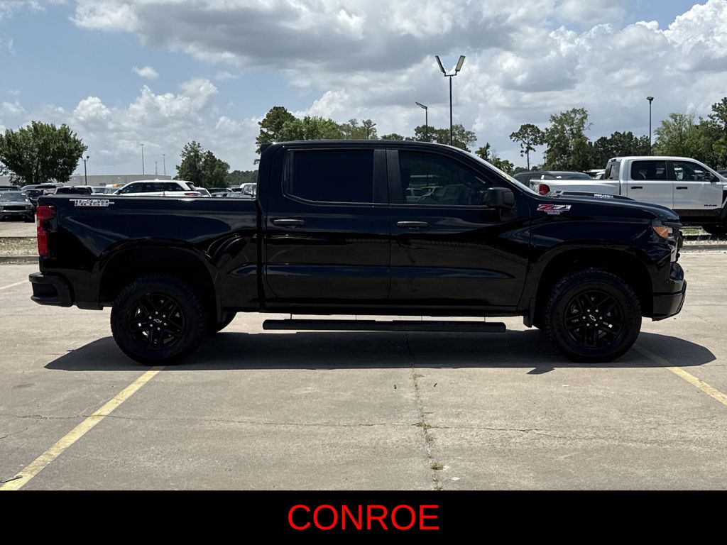 2023 Chevrolet Silverado 1500 Custom Trail Boss - 3