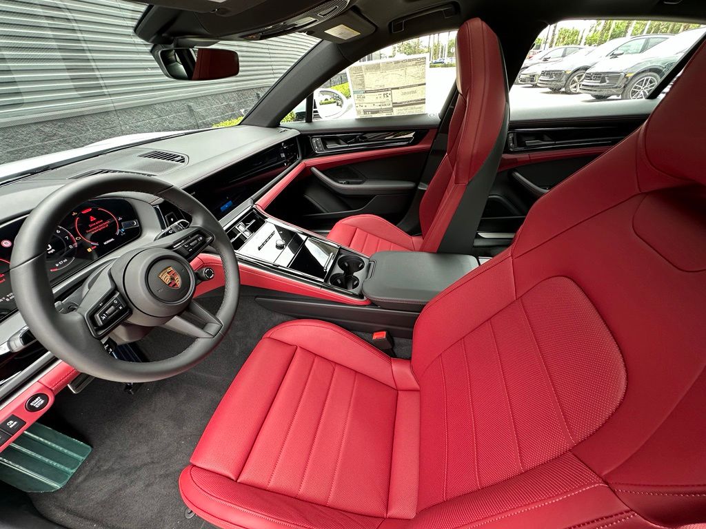 Thumbnail: 2026 Porsche Panamera - 4