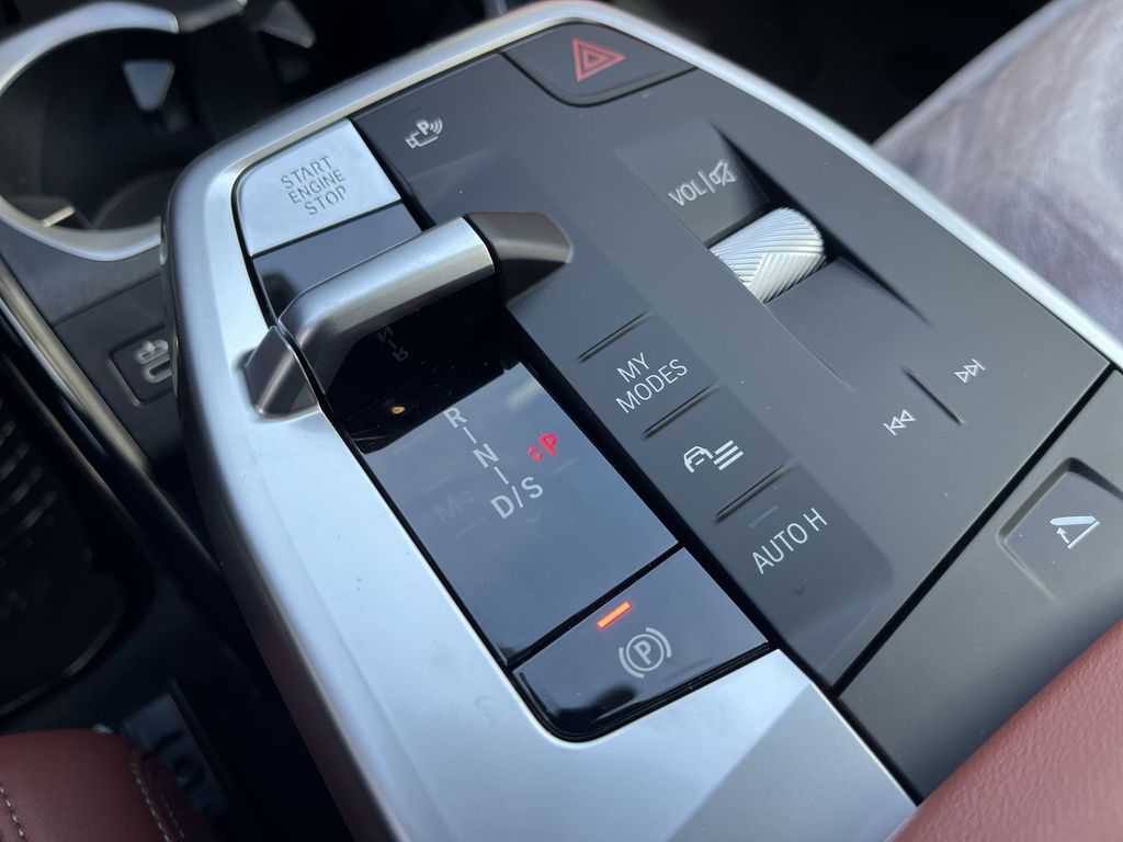 Thumbnail: 2026 BMW X1 - 16