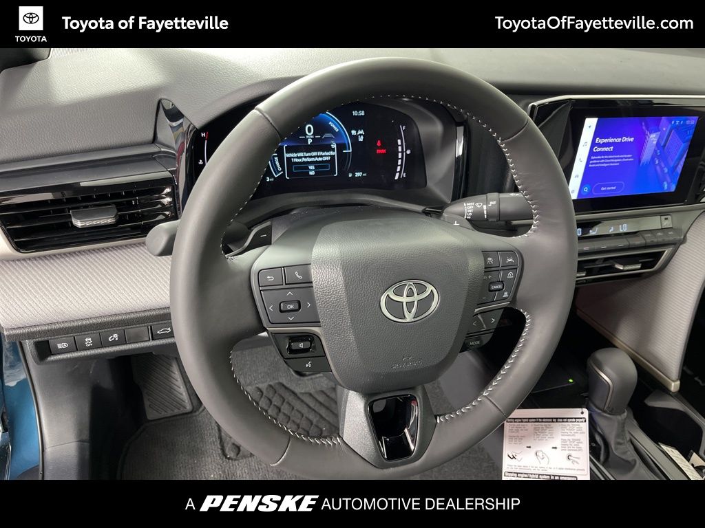 2025 Toyota Camry SE 27