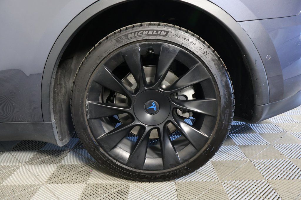 Thumbnail: 2021 Tesla Model Y - 16