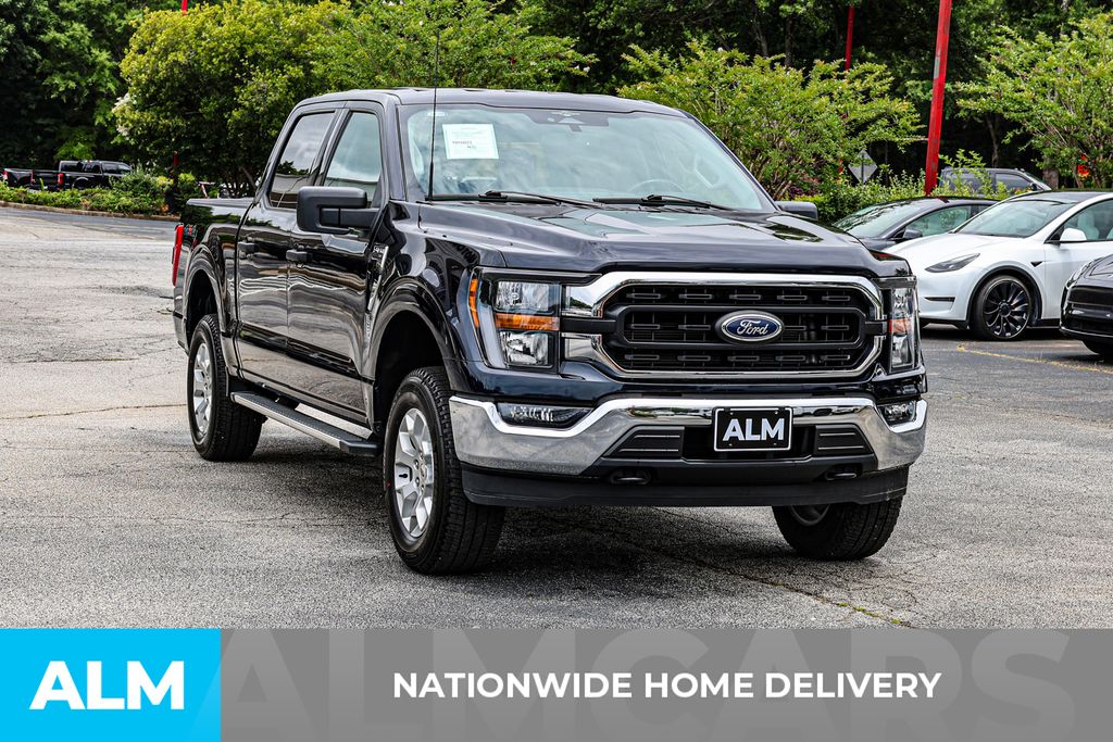 Used 2023 Blue Ford XLT image 5