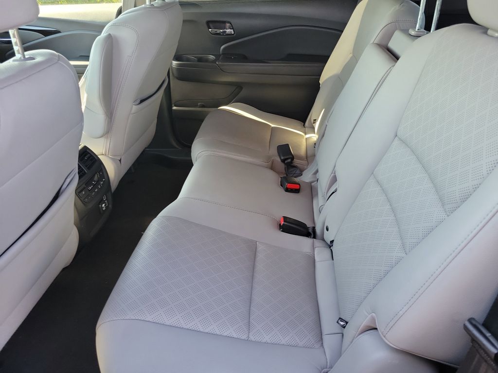 used 2021 Honda Passport car, priced at $23,998