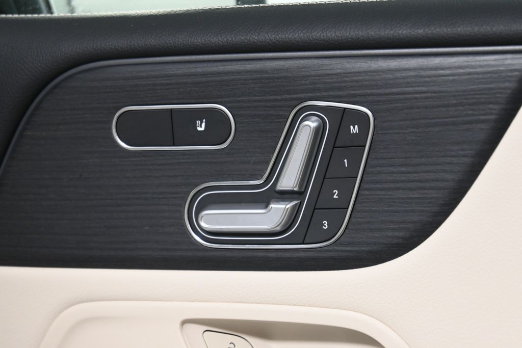 Thumbnail: 2026 Mercedes-Benz GLB - 27