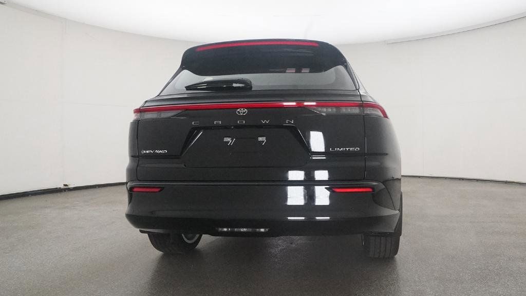 Thumbnail: 2025 Toyota Crown Signia - 22