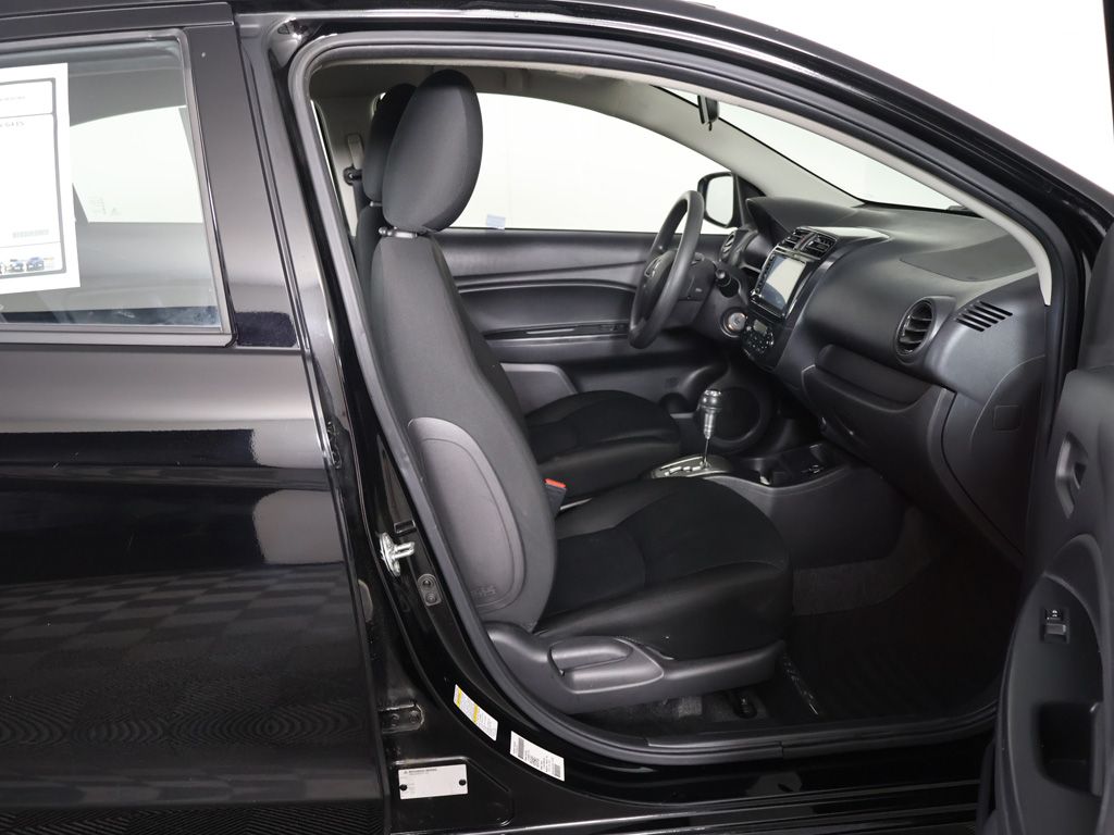 Used 2024 Black Mitsubishi ES image 26