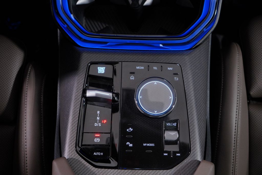 Thumbnail: 2025 BMW X3 - 13