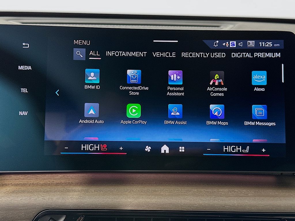 Thumbnail: 2026 BMW X1 - 11