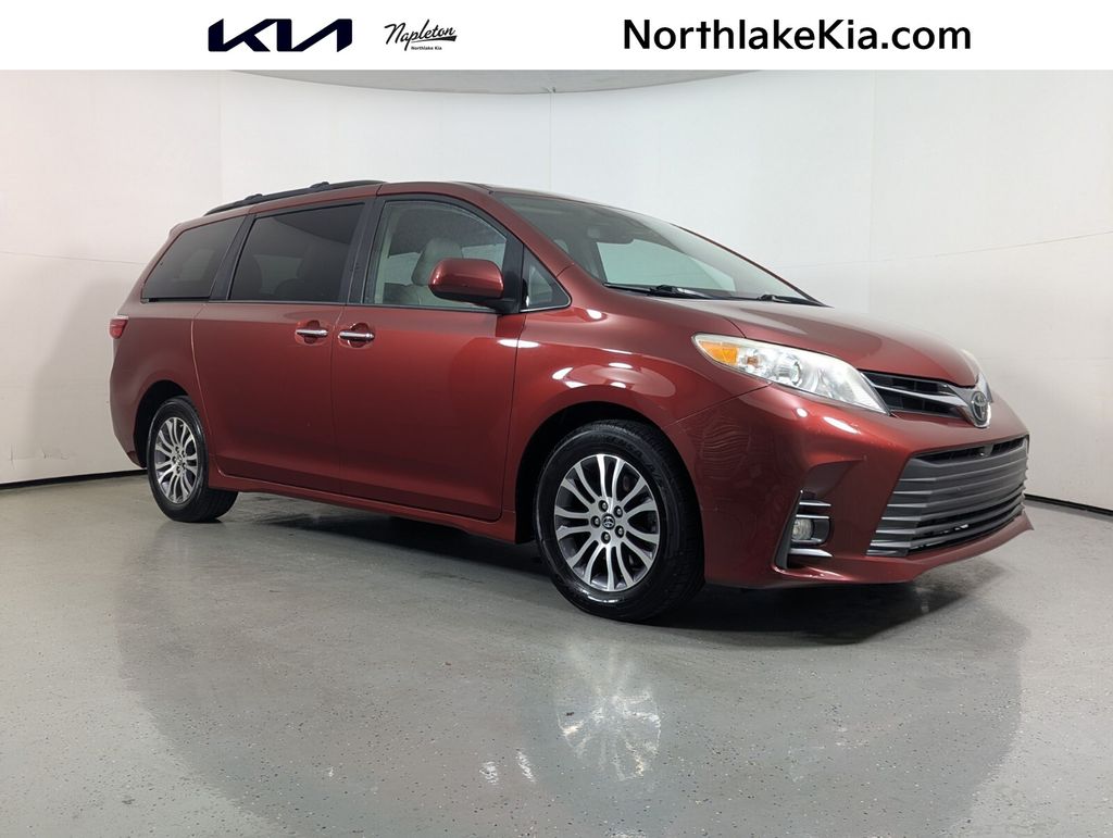 Salsa Red Pearl 2020 Toyota Sienna XLE 7-Passenger FWD with Auto-Access Seat Minivan Front-Wheel Drive 8-Speed Automatic