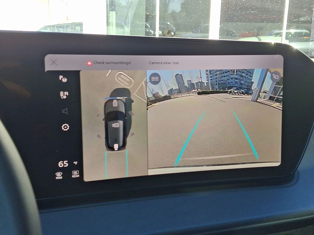 Thumbnail: 2026 Audi Q3 - 14