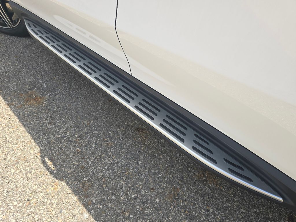New 2026 White Mercedes-Benz GLE 350 image 24