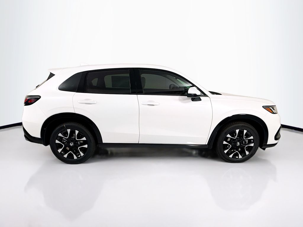 Thumbnail: 2027 Honda HR-V - 4