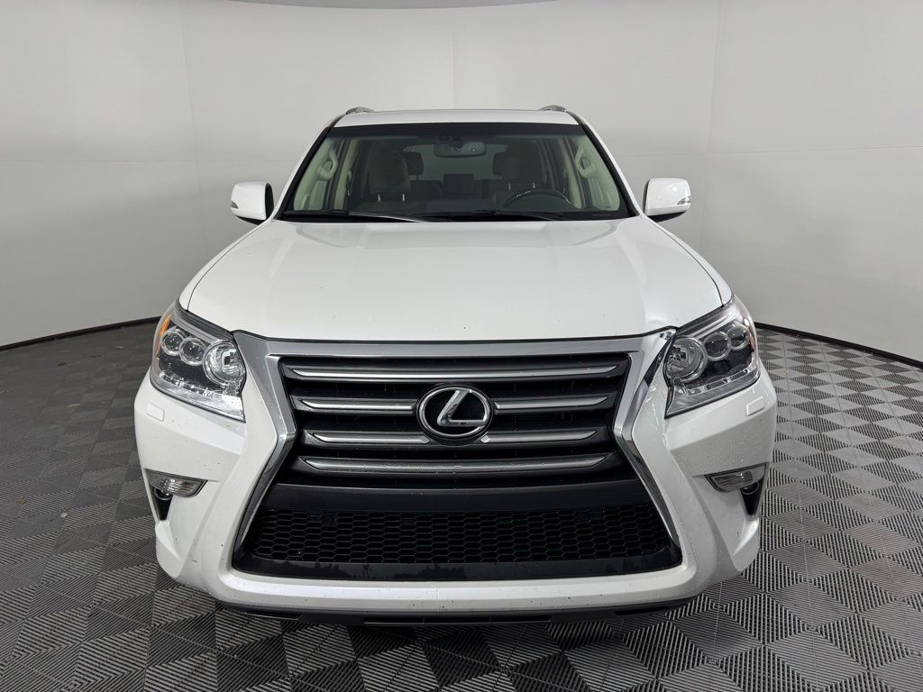 Thumbnail: 2019 Lexus GX - 2