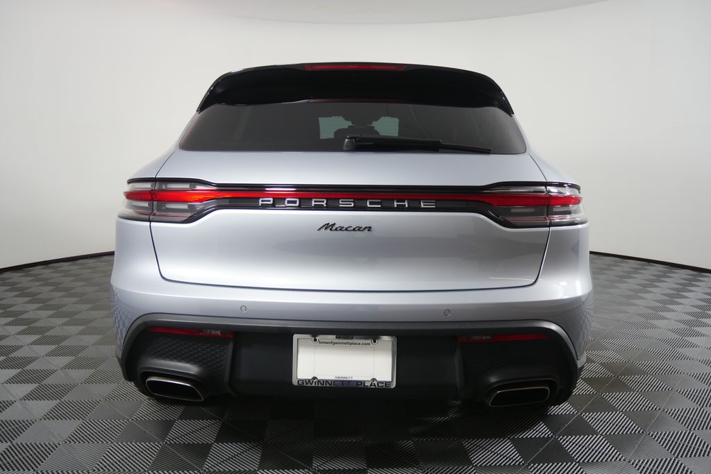 Thumbnail: 2022 Porsche Macan - 4