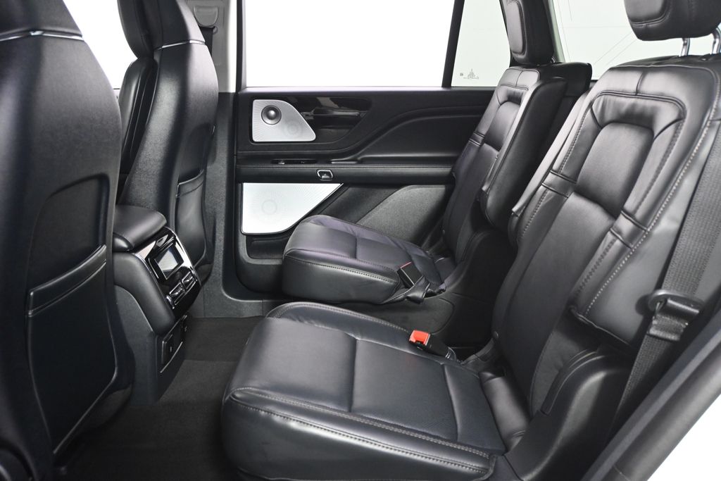 New 2026 White Lincoln Reserve image 22