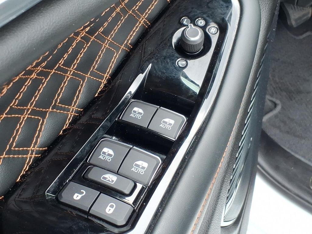used 2024 Jeep Grand Cherokee car, priced at $44,950