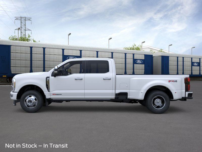 New 2026 Star White Metallic Tri-Coat Ford F-350® Platinum® image 3