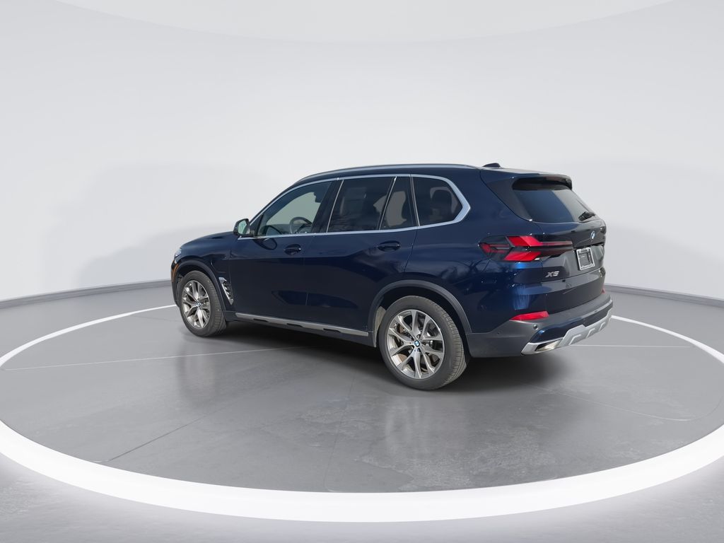 Thumbnail: 2026 BMW X5 - 6