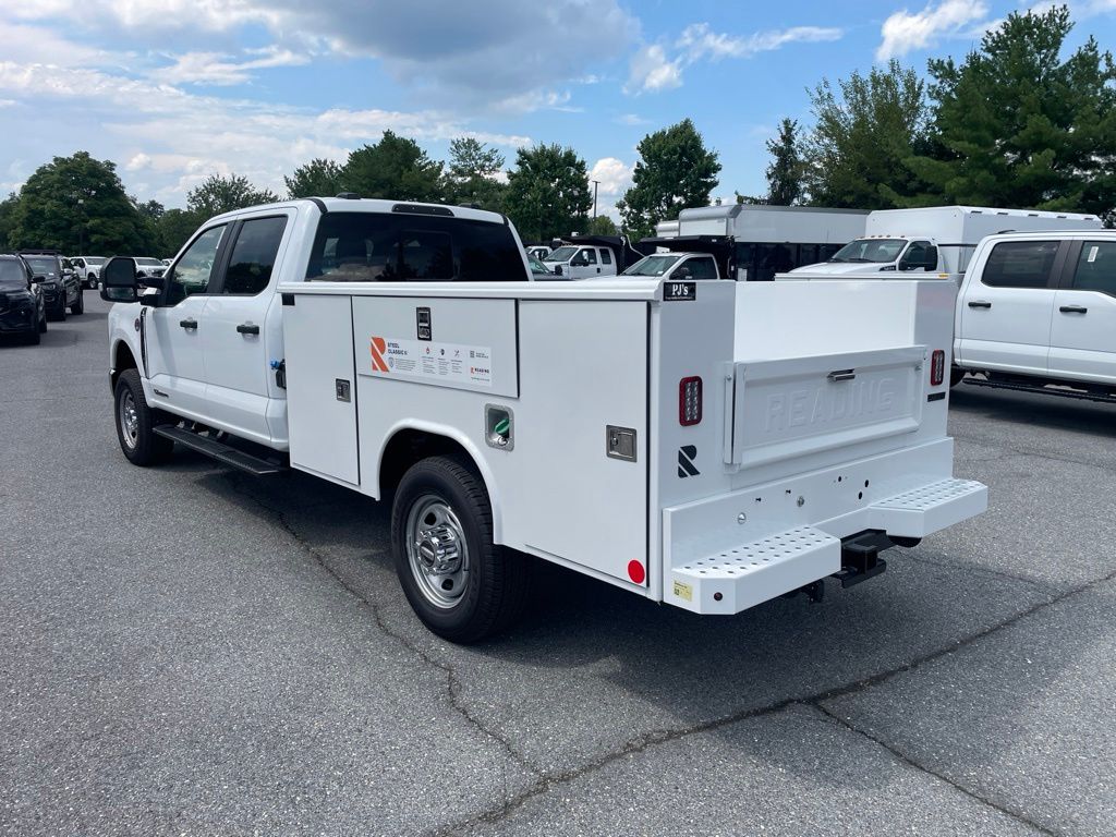 2026 Ford F-350 Chassis XL