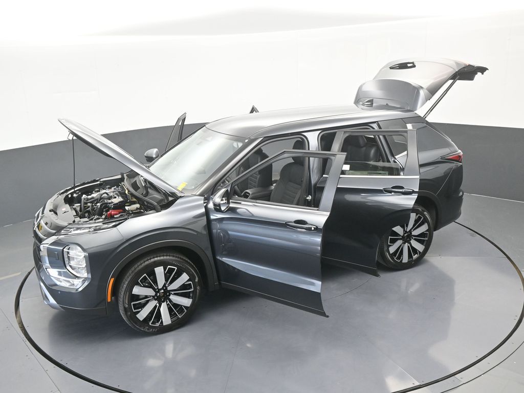New 2026 Graphite Gray Mitsubishi SE image 77