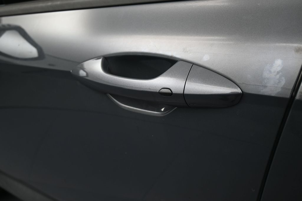 Used 2024 Ecotronic Gray Pearl Hyundai SE image 36