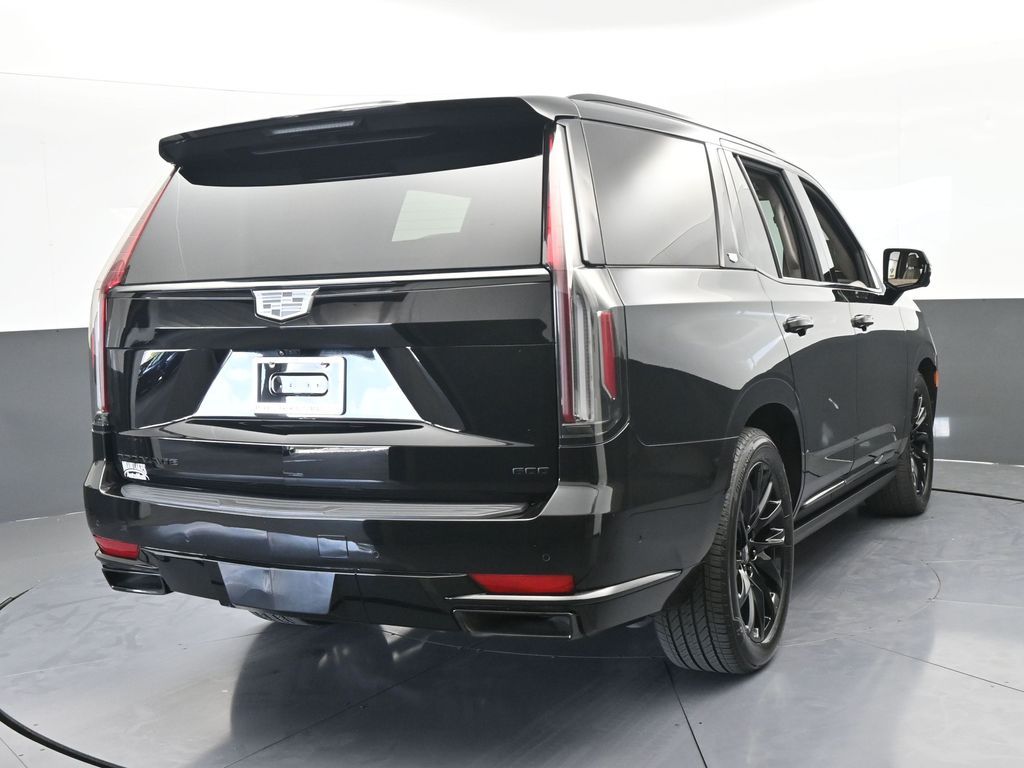 Used 2021 Black Raven Cadillac Sport Platinum image 5